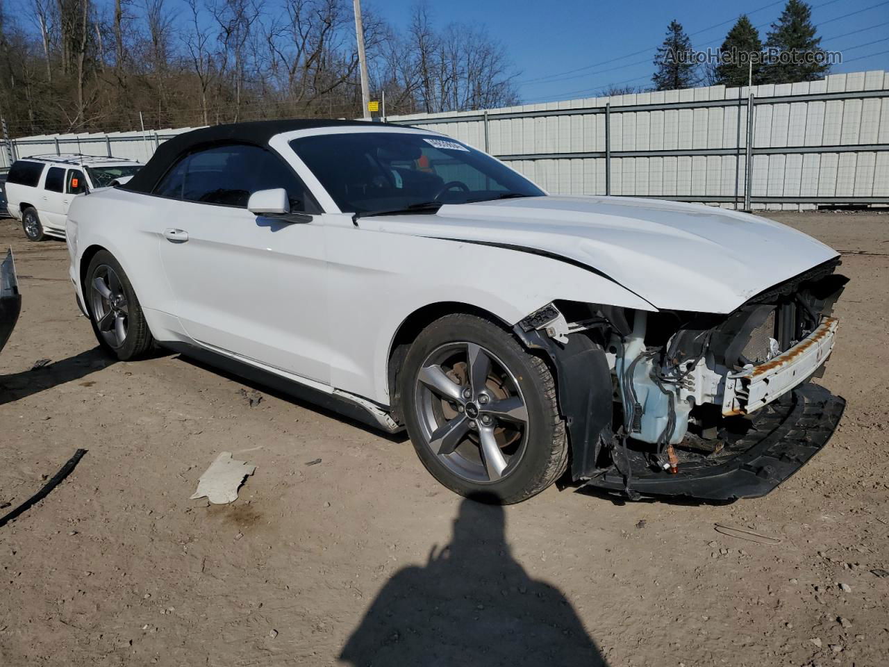 2016 Ford Mustang  White vin: 1FATP8EM3G5311833