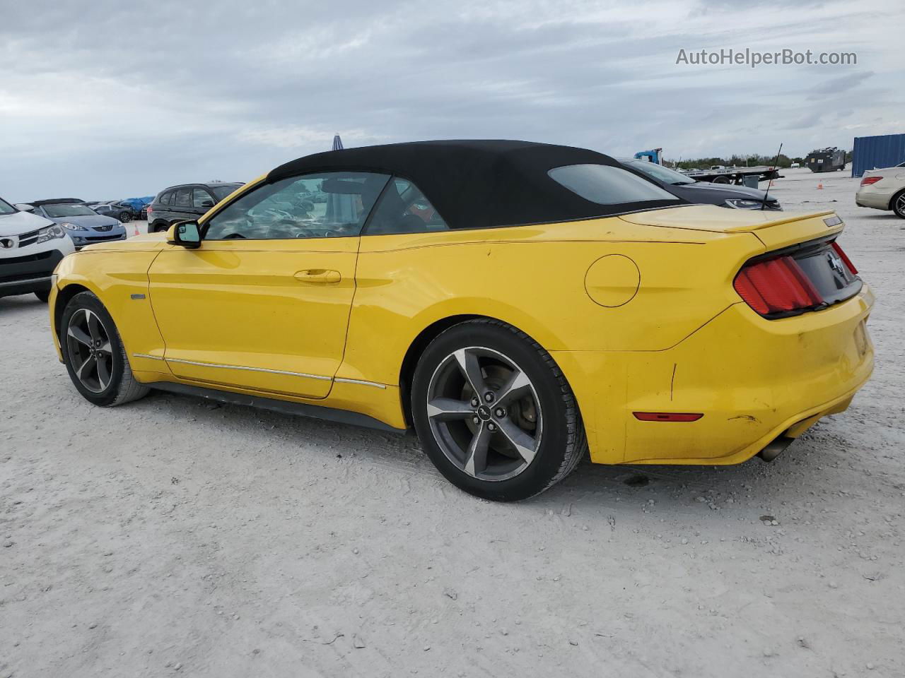 2015 Ford Mustang  Yellow vin: 1FATP8EM8F5377602