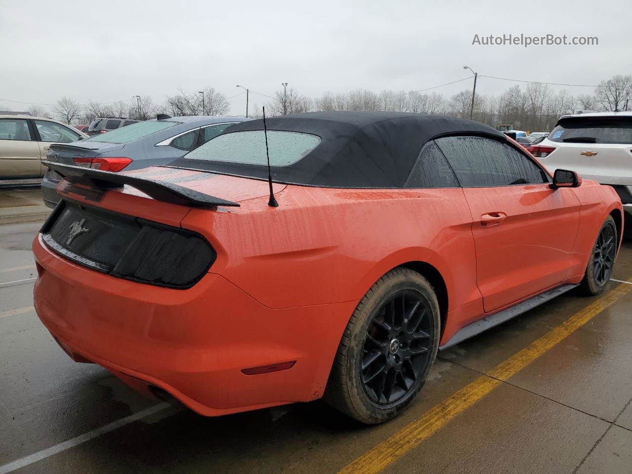 2015 Ford Mustang  Оранжевый vin: 1FATP8EM9F5371663