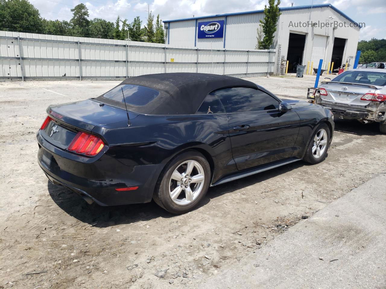 2015 Ford Mustang  Black vin: 1FATP8EMXF5335738