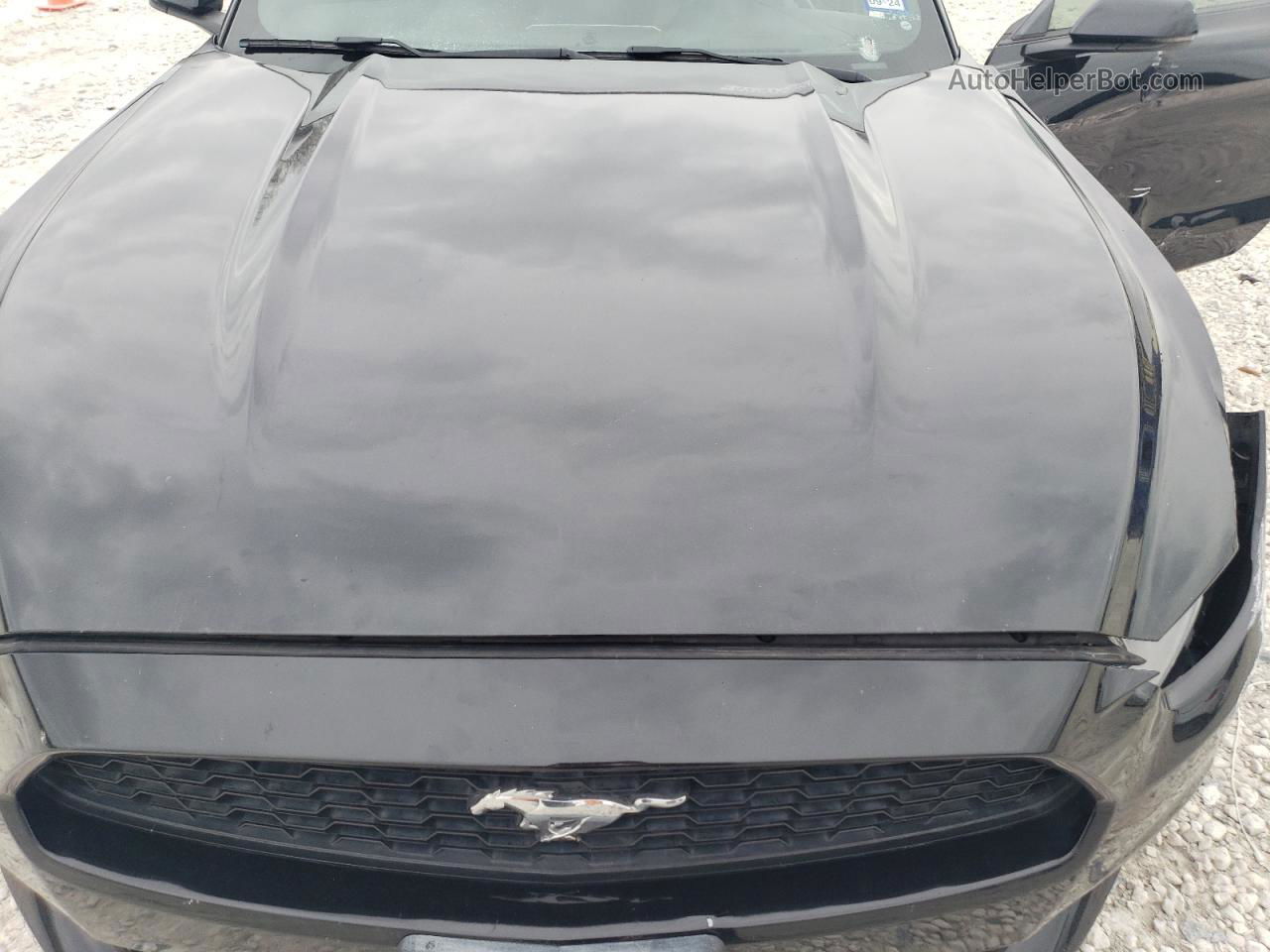 2015 Ford Mustang  Black vin: 1FATP8UH0F5419345