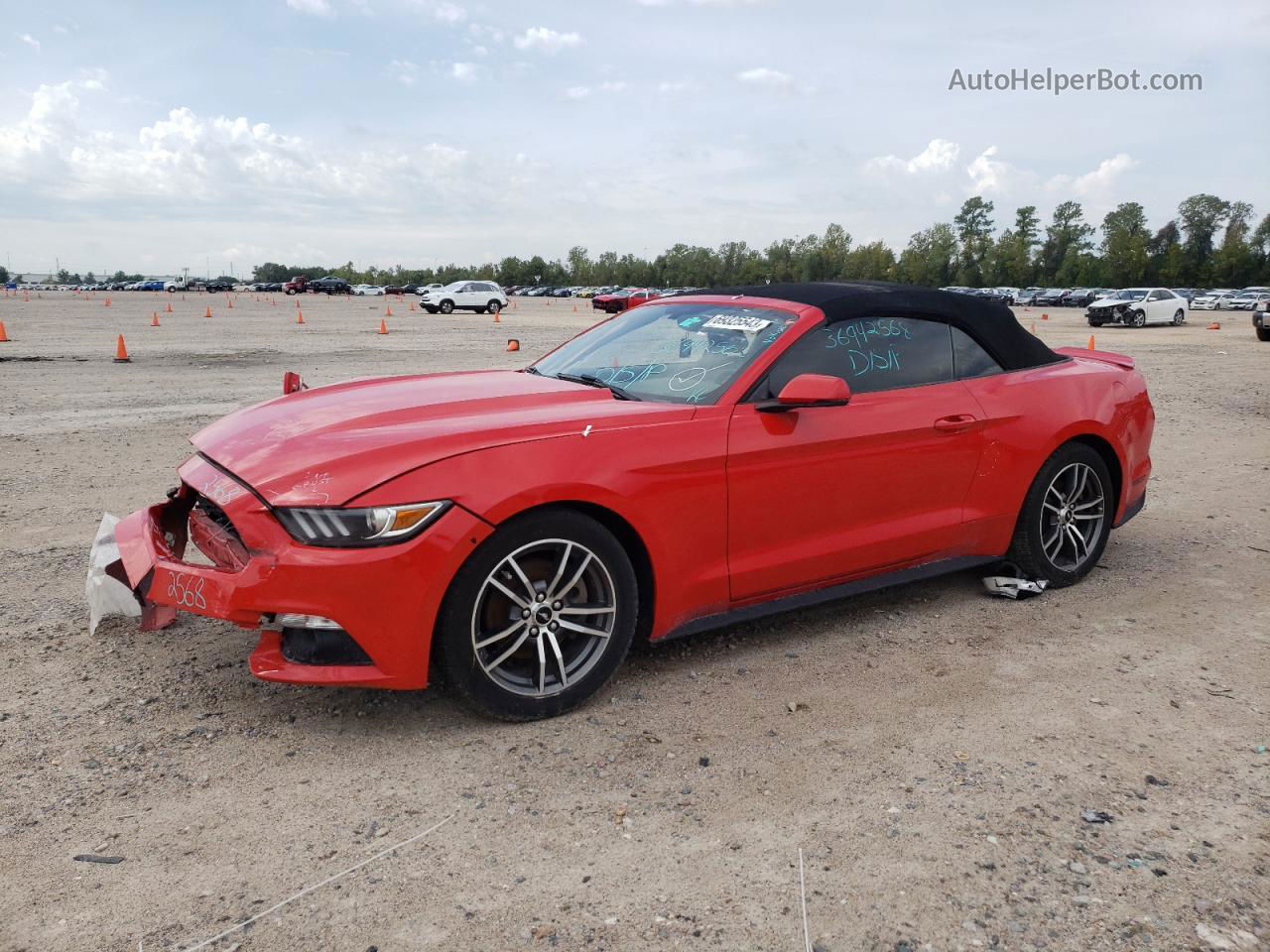 2016 Ford Mustang  Красный vin: 1FATP8UH0G5299841