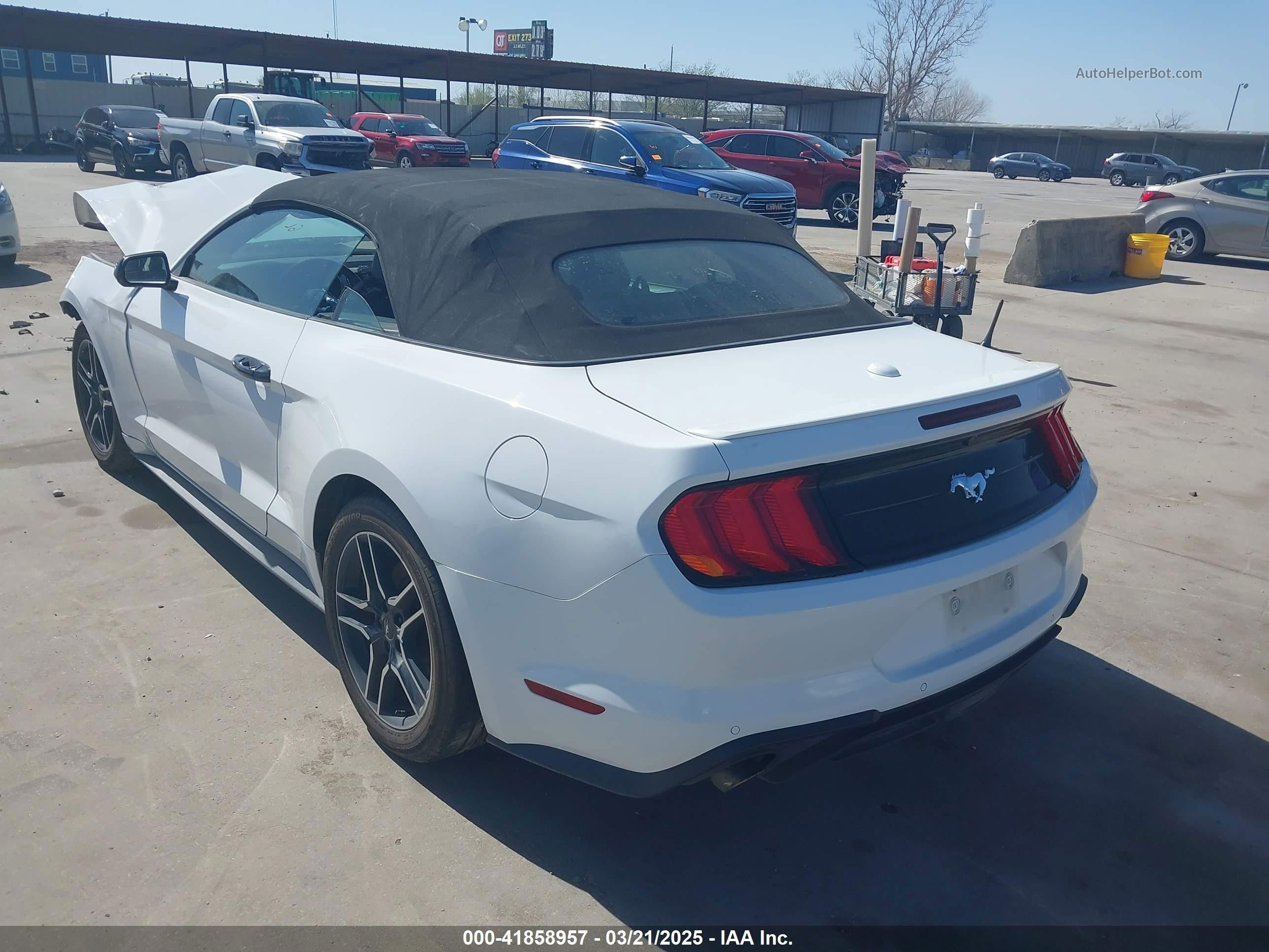 2020 Ford Mustang Ecoboost Premium White vin: 1FATP8UH0L5119932