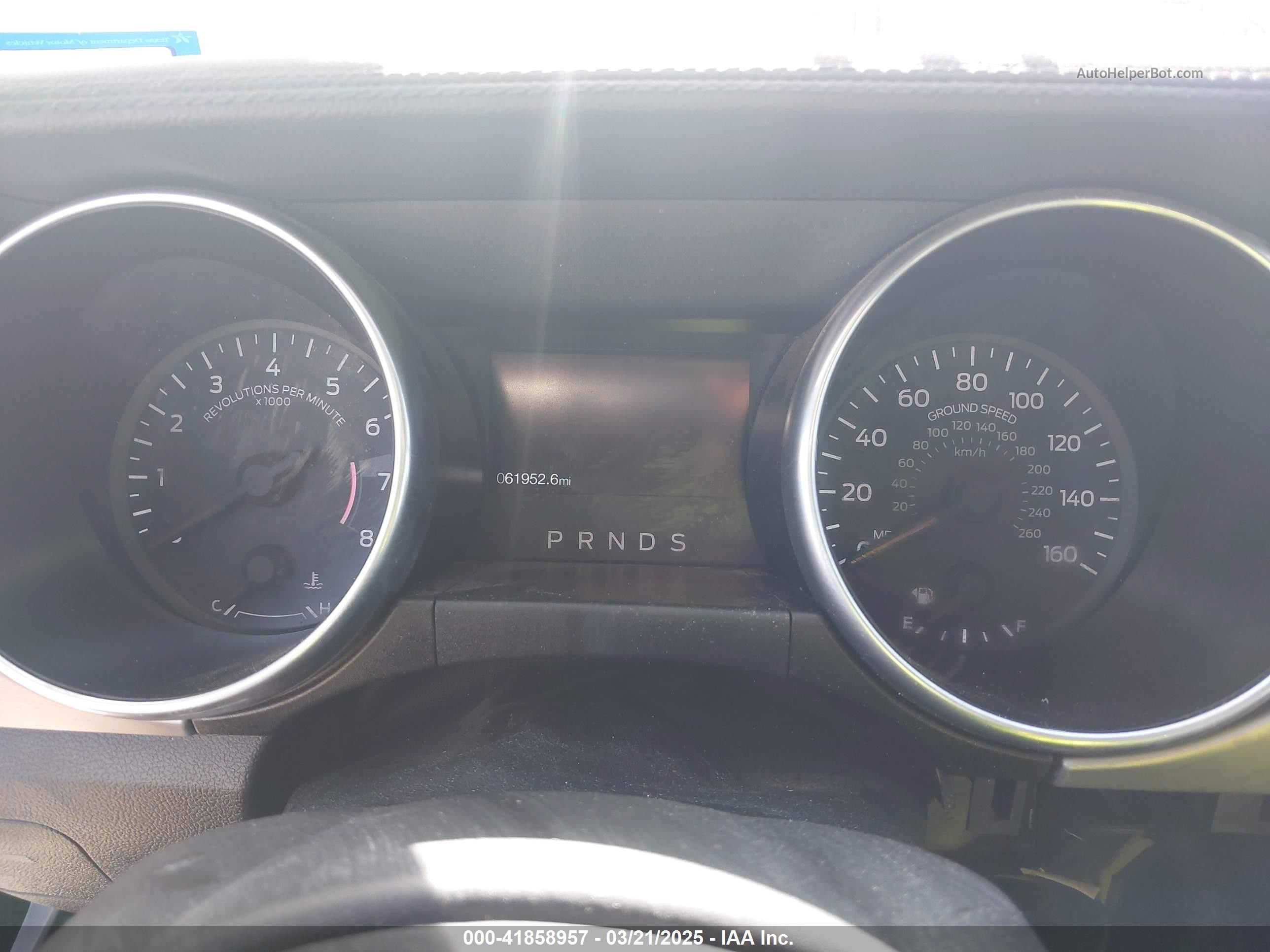 2020 Ford Mustang Ecoboost Premium White vin: 1FATP8UH0L5119932