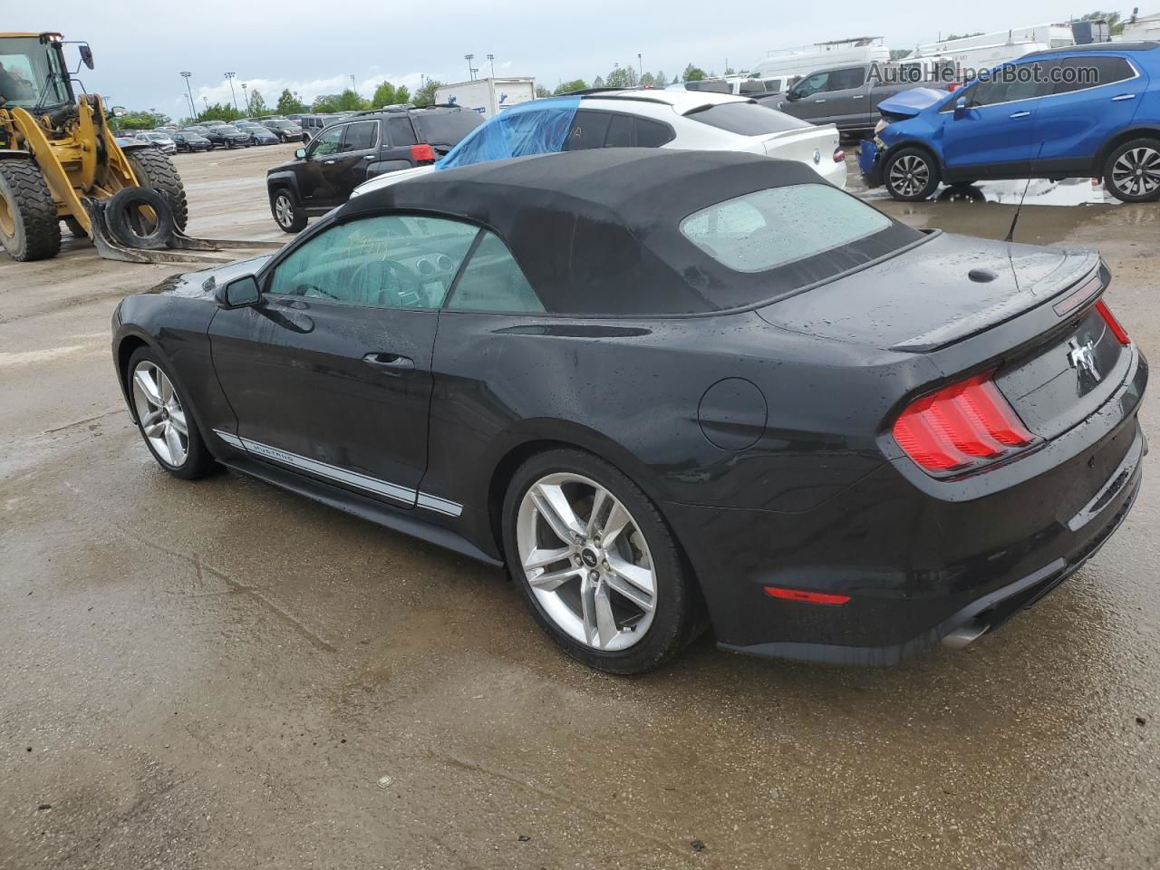 2020 Ford Mustang  Black vin: 1FATP8UH1L5138599