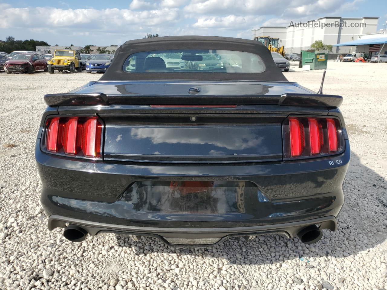 2016 Ford Mustang  Black vin: 1FATP8UH2G5216524