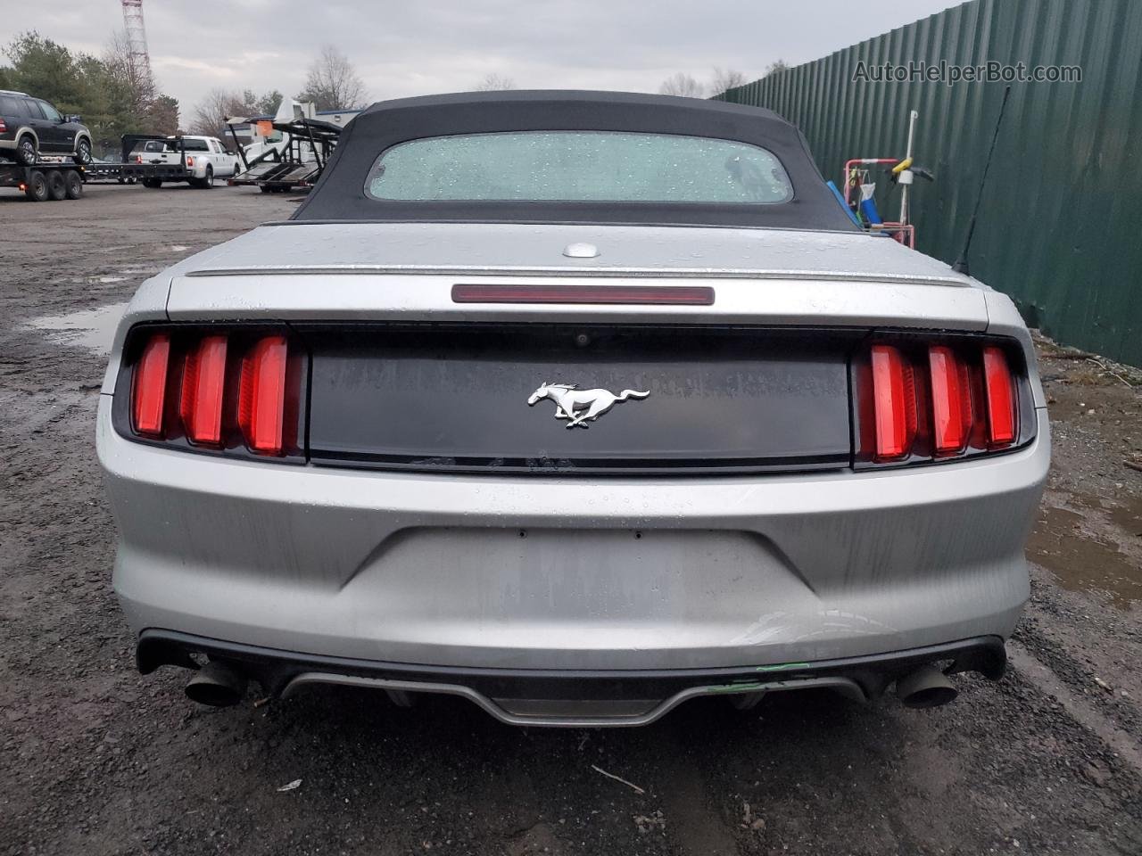 2016 Ford Mustang  Silver vin: 1FATP8UH6G5307991