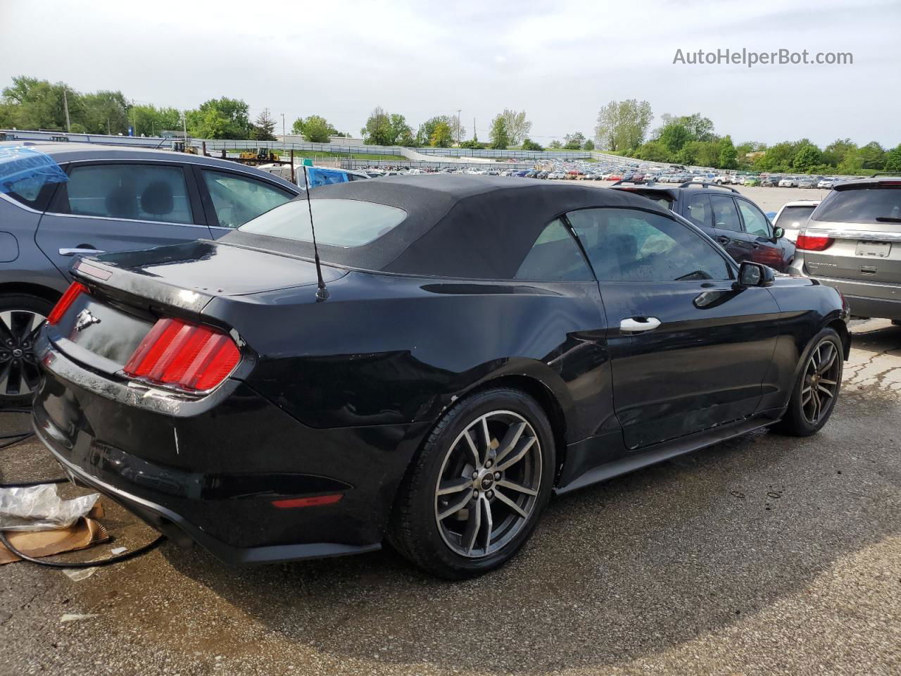 2015 Ford Mustang  Black vin: 1FATP8UH8F5419223