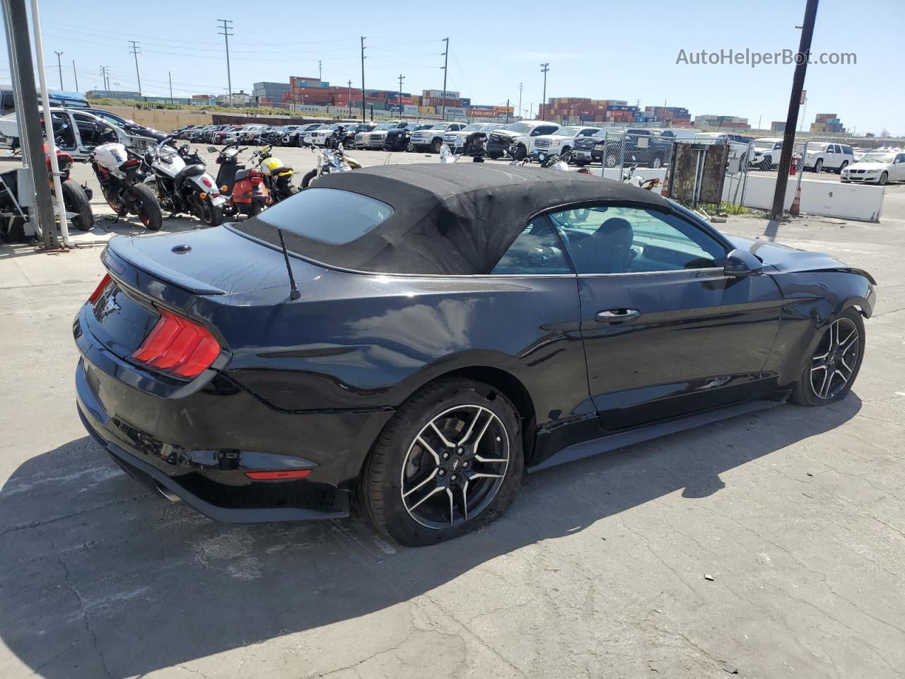 2019 Ford Mustang  Black vin: 1FATP8UH8K5148691