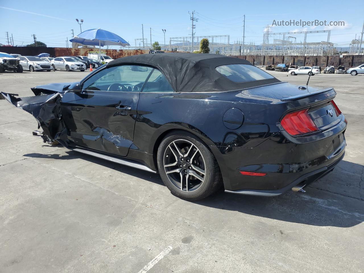 2019 Ford Mustang  Black vin: 1FATP8UH8K5148691