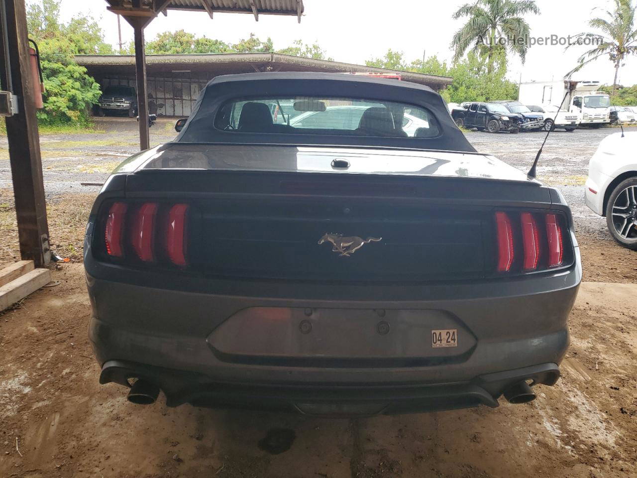 2020 Ford Mustang  Gray vin: 1FATP8UH8L5112632
