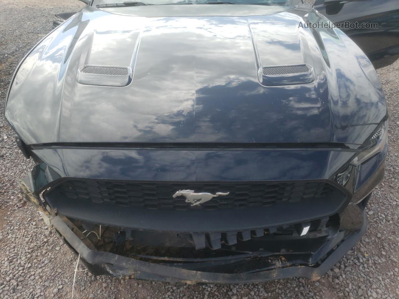 2020 Ford Mustang Black vin: 1FATP8UH9L5111859