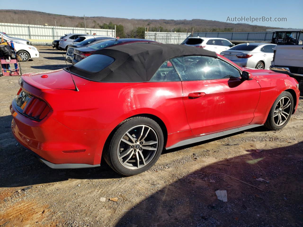 2015 Ford Mustang  Red vin: 1FATP8UHXF5415450