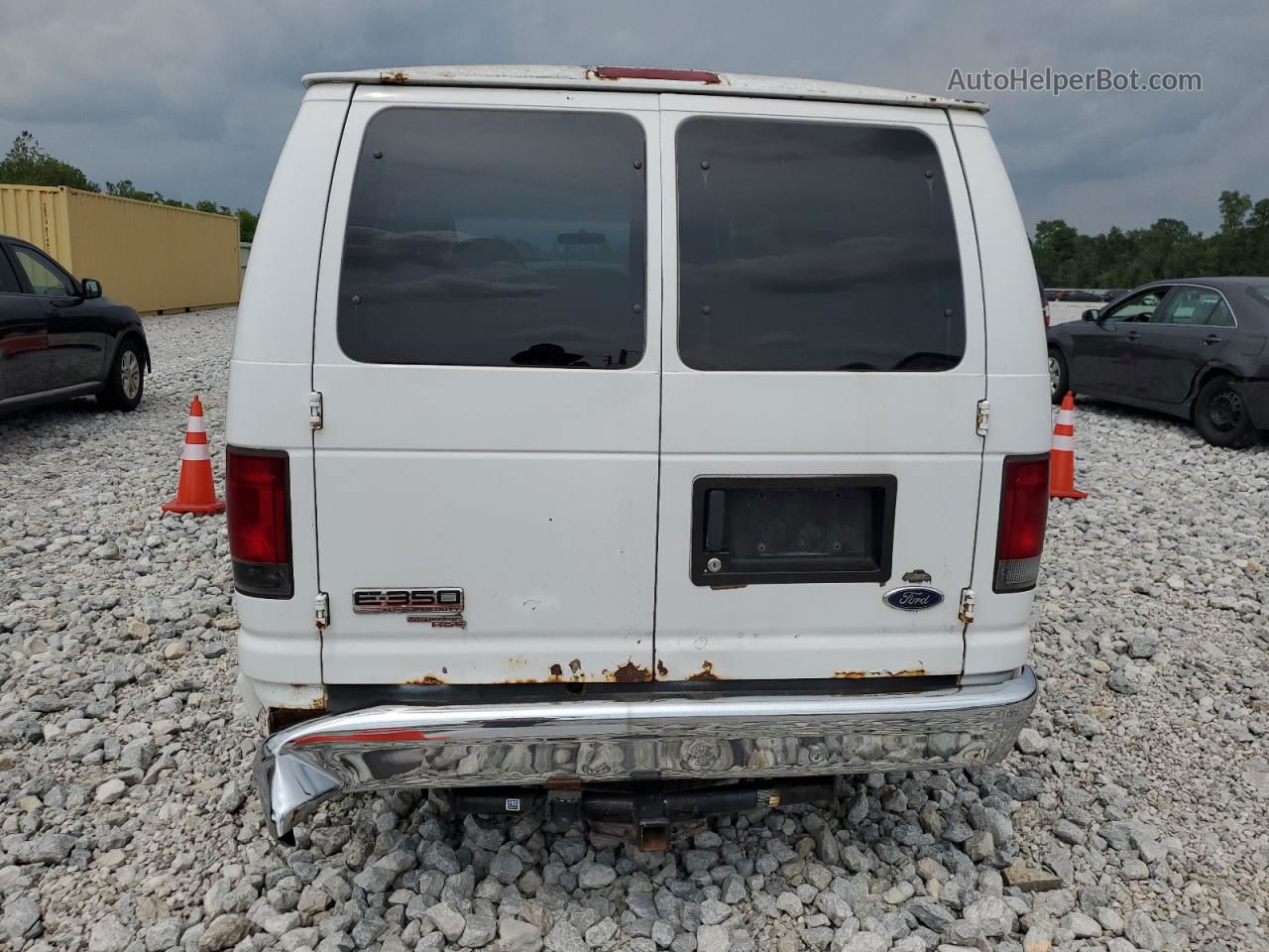 2007 Ford Econoline E350 Super Duty Wagon White vin: 1FBNE31L07DB15450