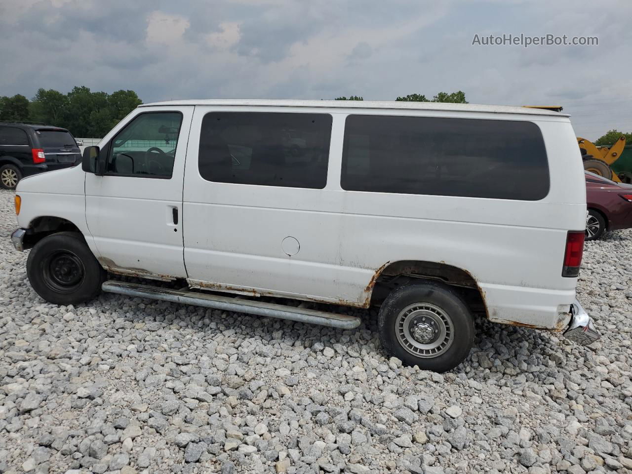 2007 Ford Econoline E350 Super Duty Wagon White vin: 1FBNE31L07DB15450