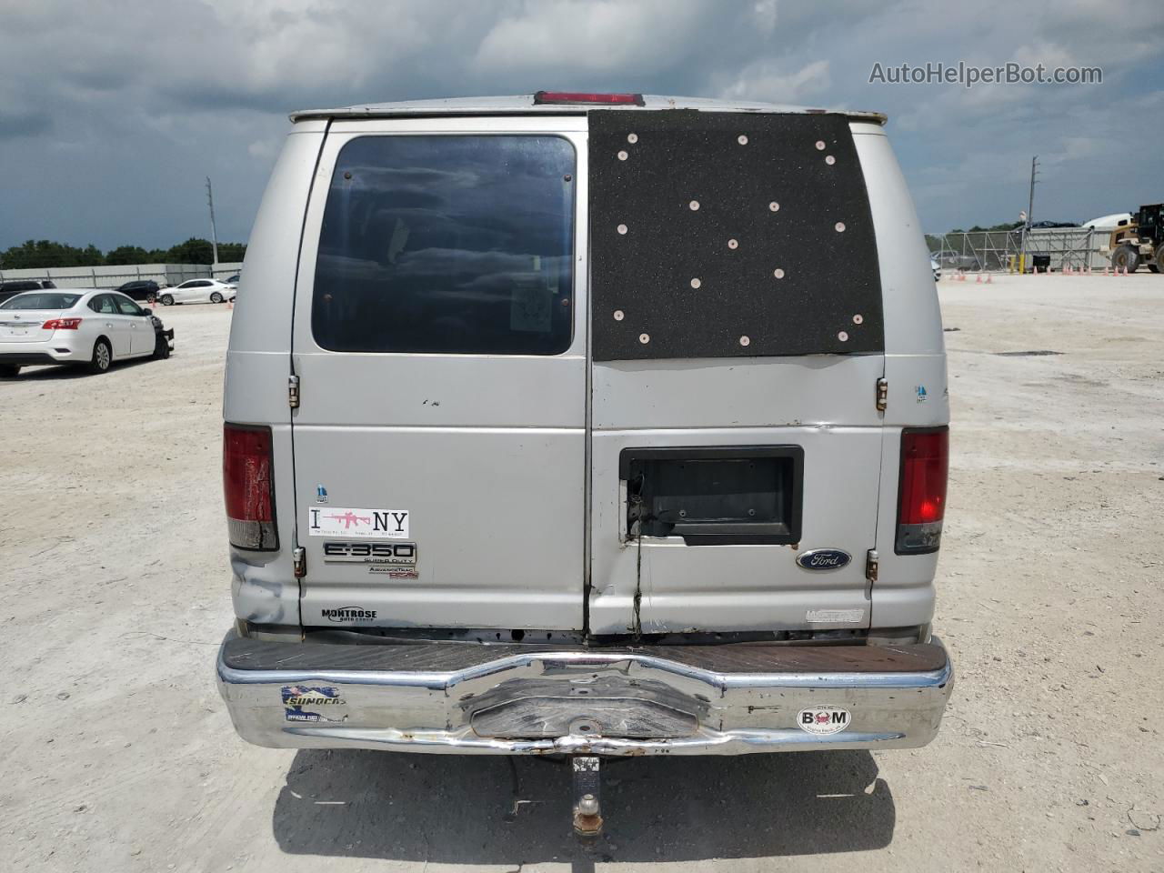 2007 Ford Econoline E350 Super Duty Wagon Gray vin: 1FBNE31L07DB28487