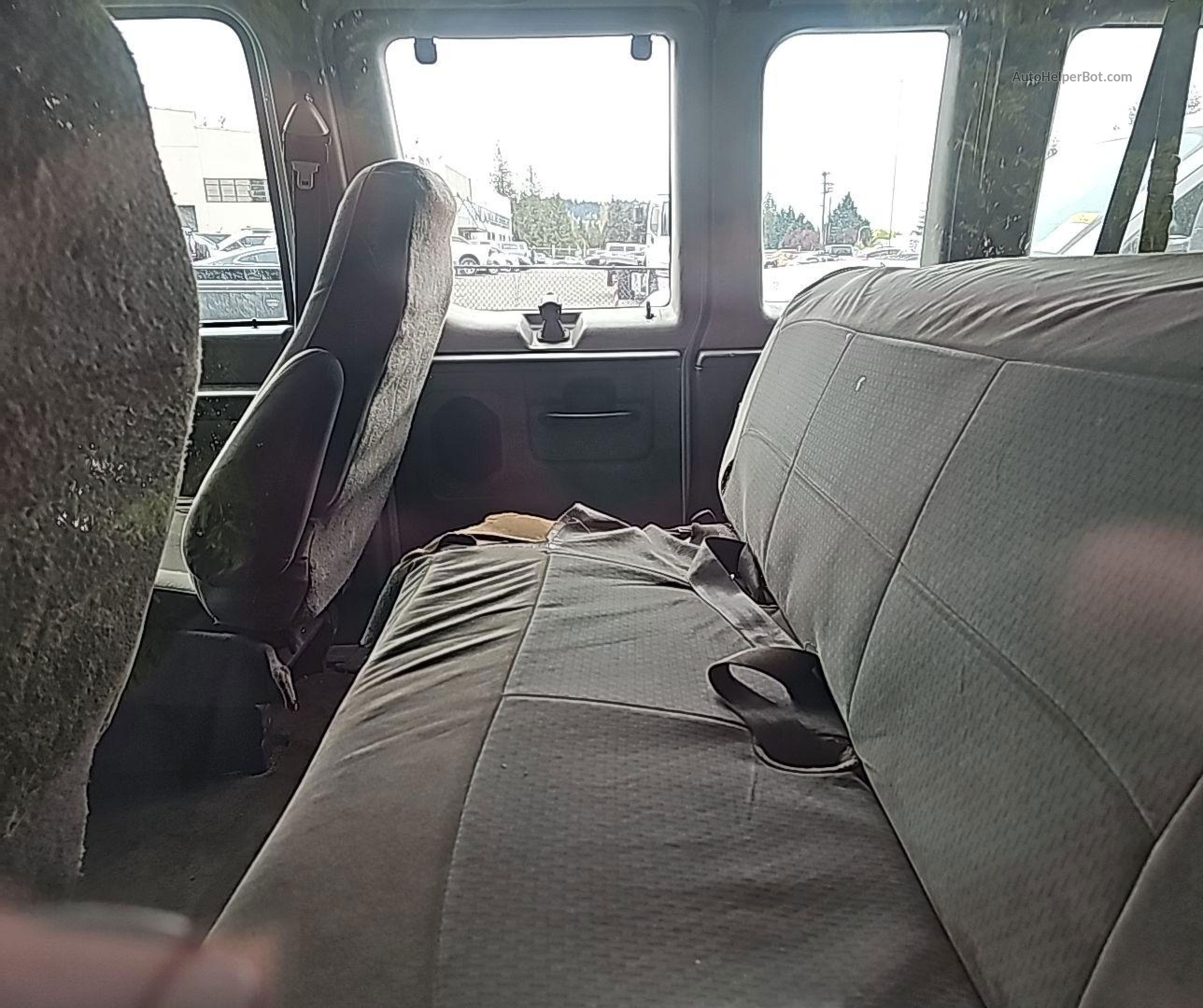 2007 Ford Econoline E350 Super Duty Wagon vin: 1FBNE31L27DA89398
