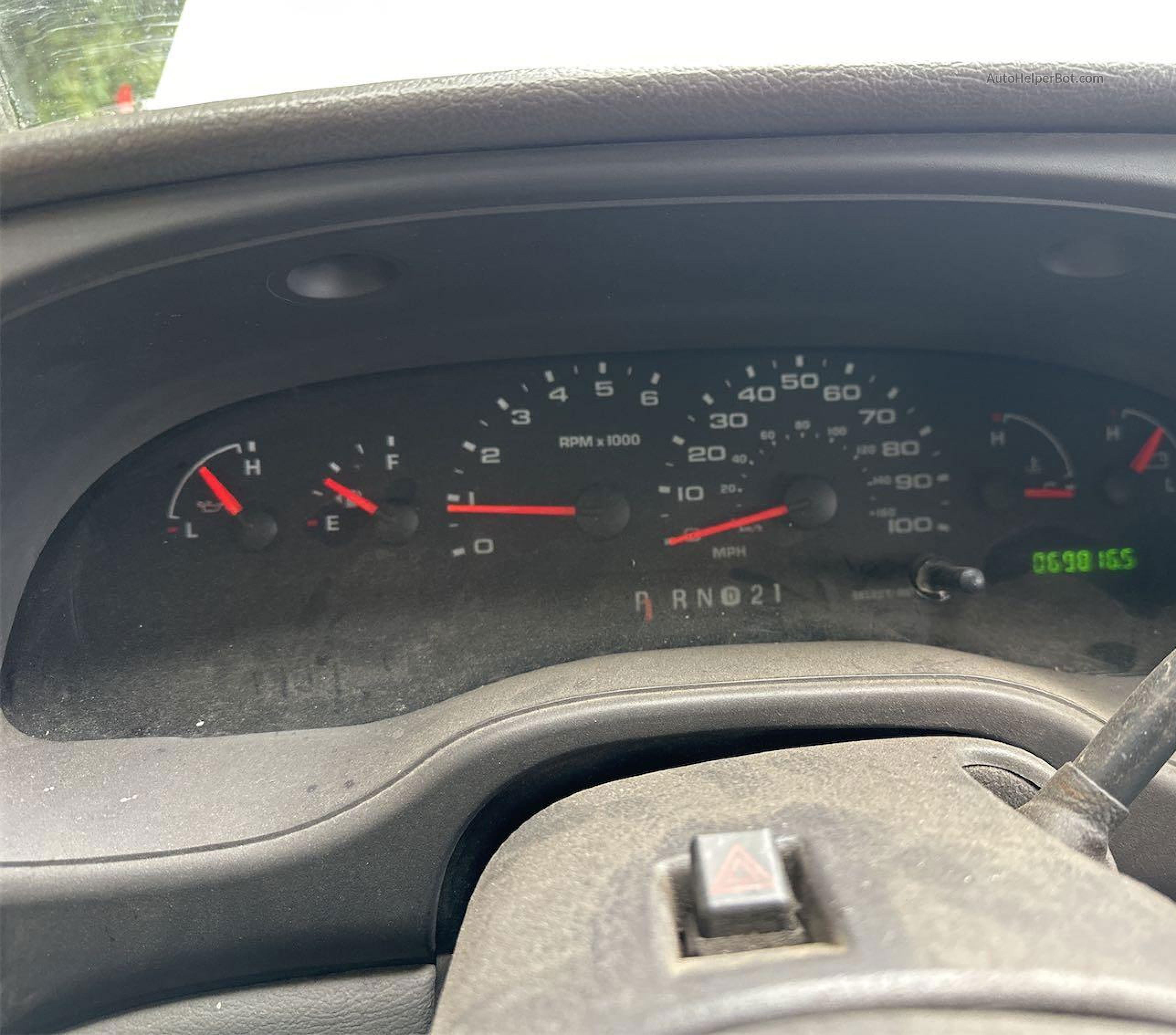2007 Ford Econoline E350 Super Duty Wagon vin: 1FBNE31L27DA89398