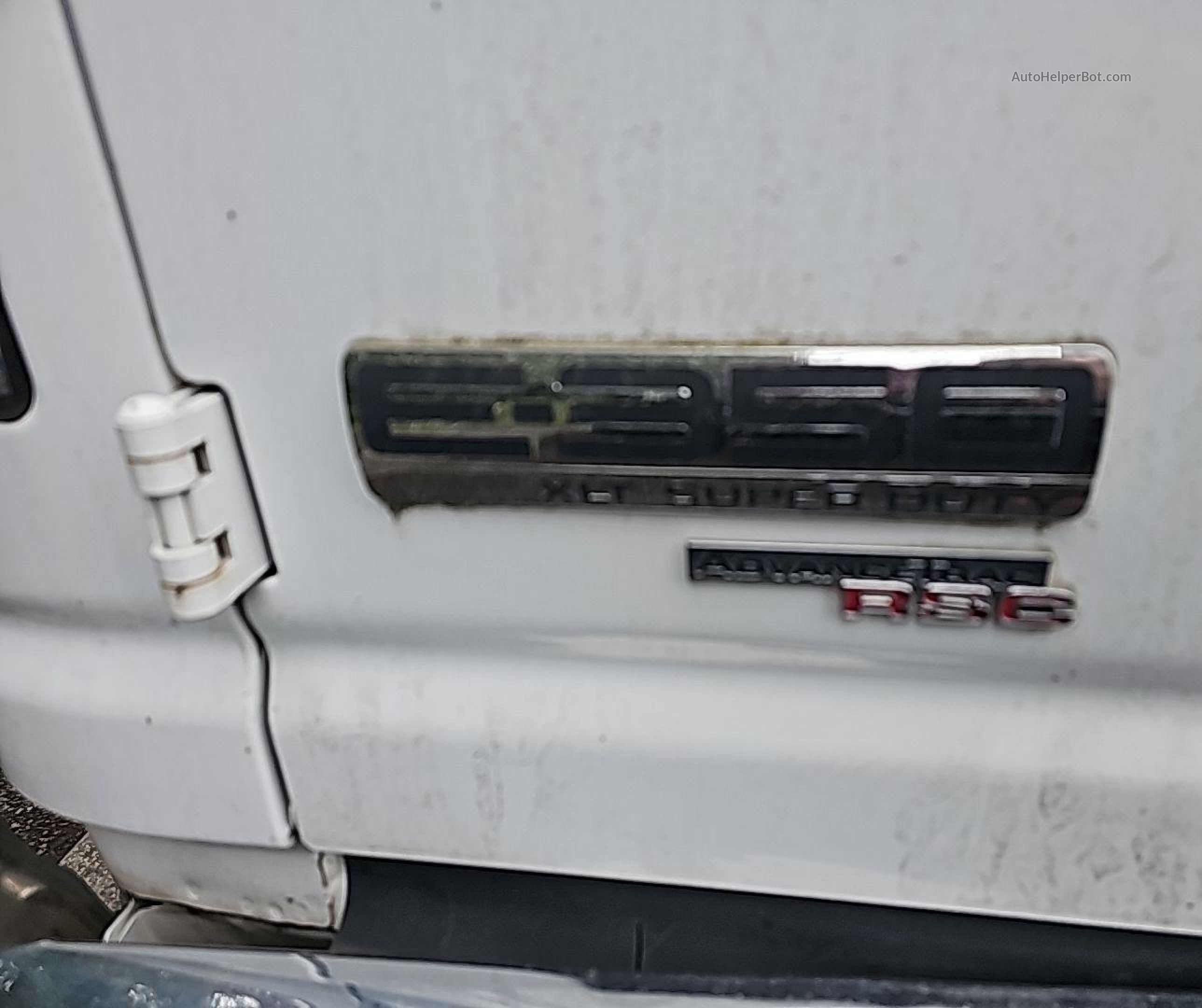 2007 Ford Econoline E350 Super Duty Wagon vin: 1FBNE31L27DA89398