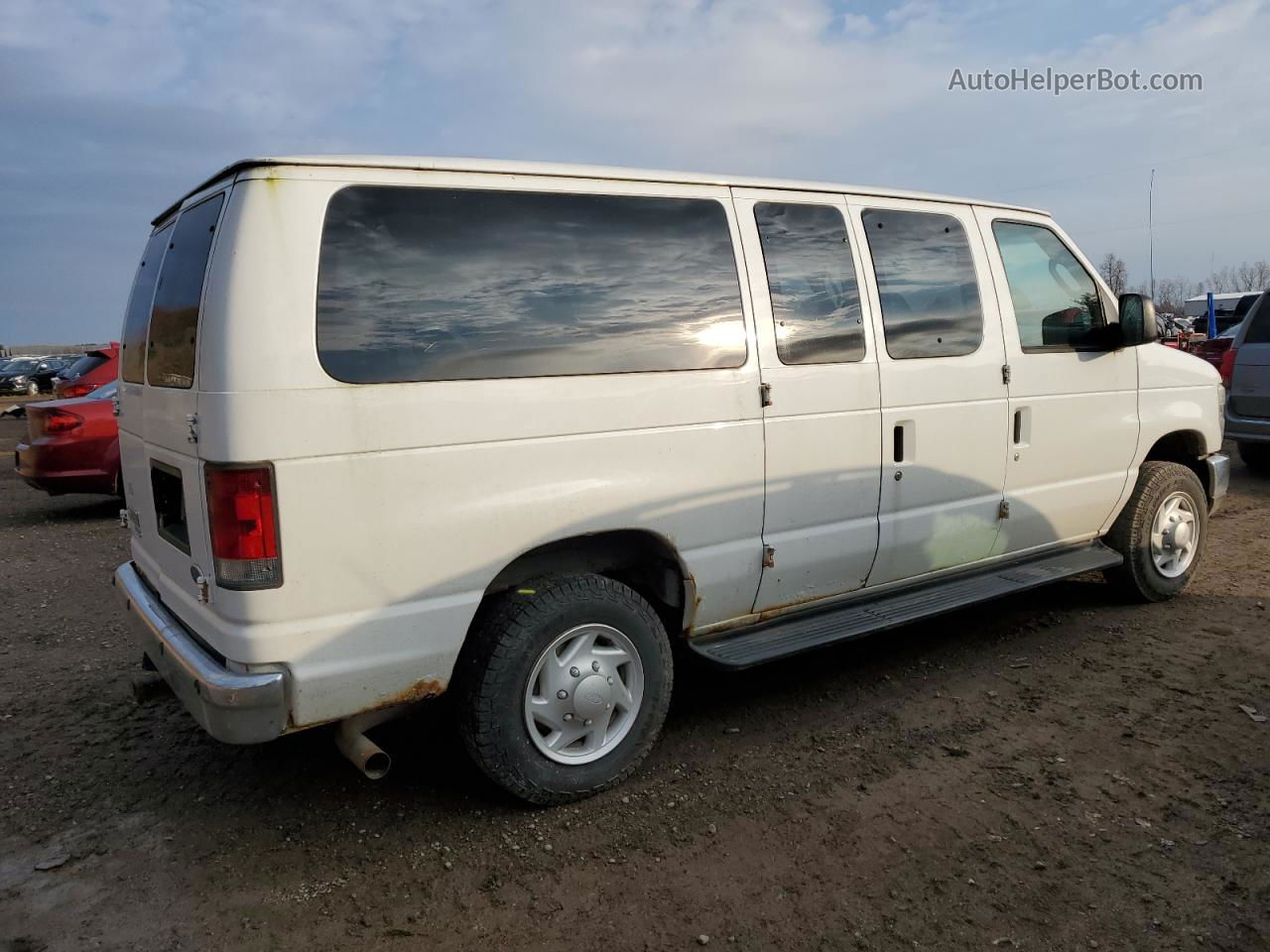 2008 Ford Econoline E350 Super Duty Wagon White vin: 1FBNE31L28DB14947