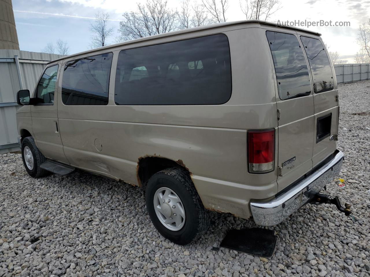 2008 Ford Econoline E350 Super Duty Wagon Tan vin: 1FBNE31L98DA30432