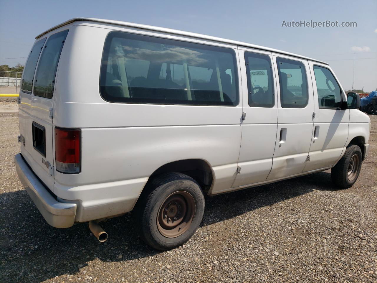 2008 Ford Econoline E350 Super Duty Wagon White vin: 1FBNE31LX8DA95967