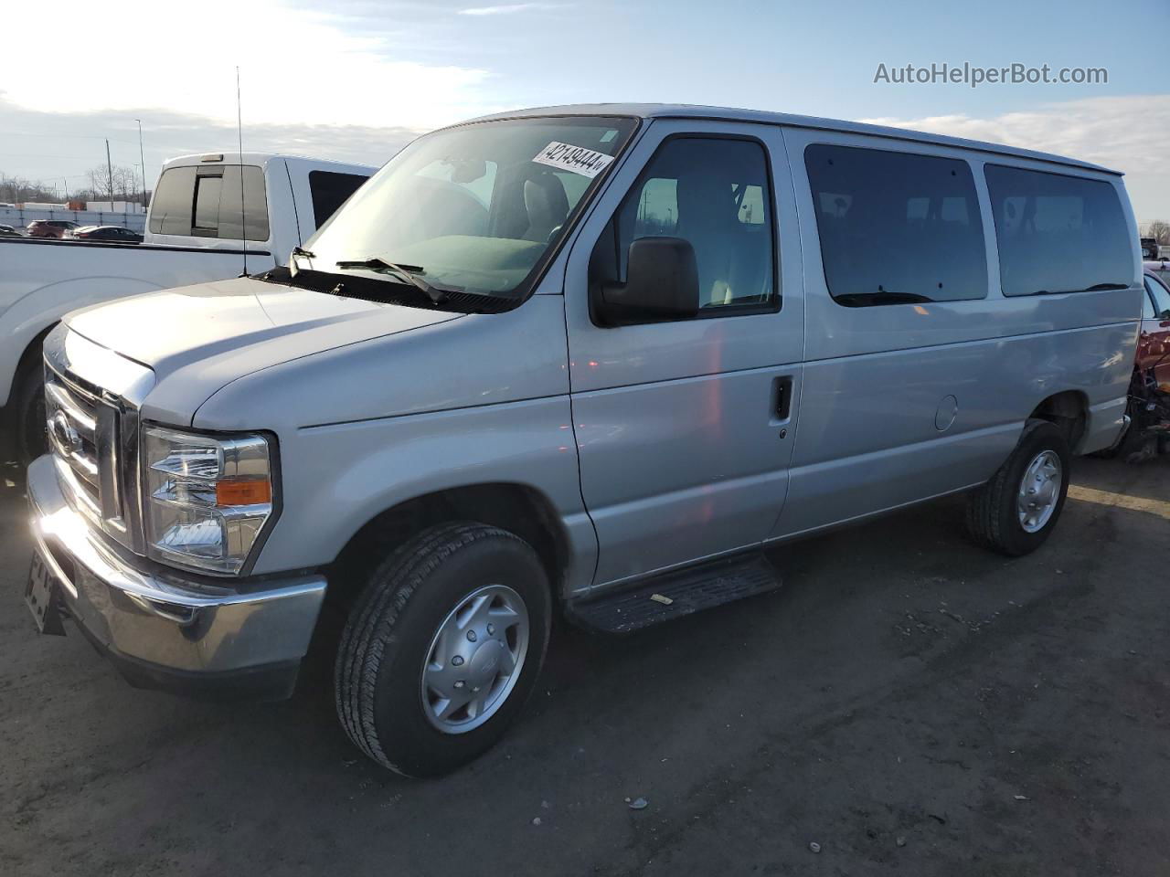 2012 Ford Econoline E350 Super Duty Wagon Silver vin: 1FBNE3BL0CDA30004