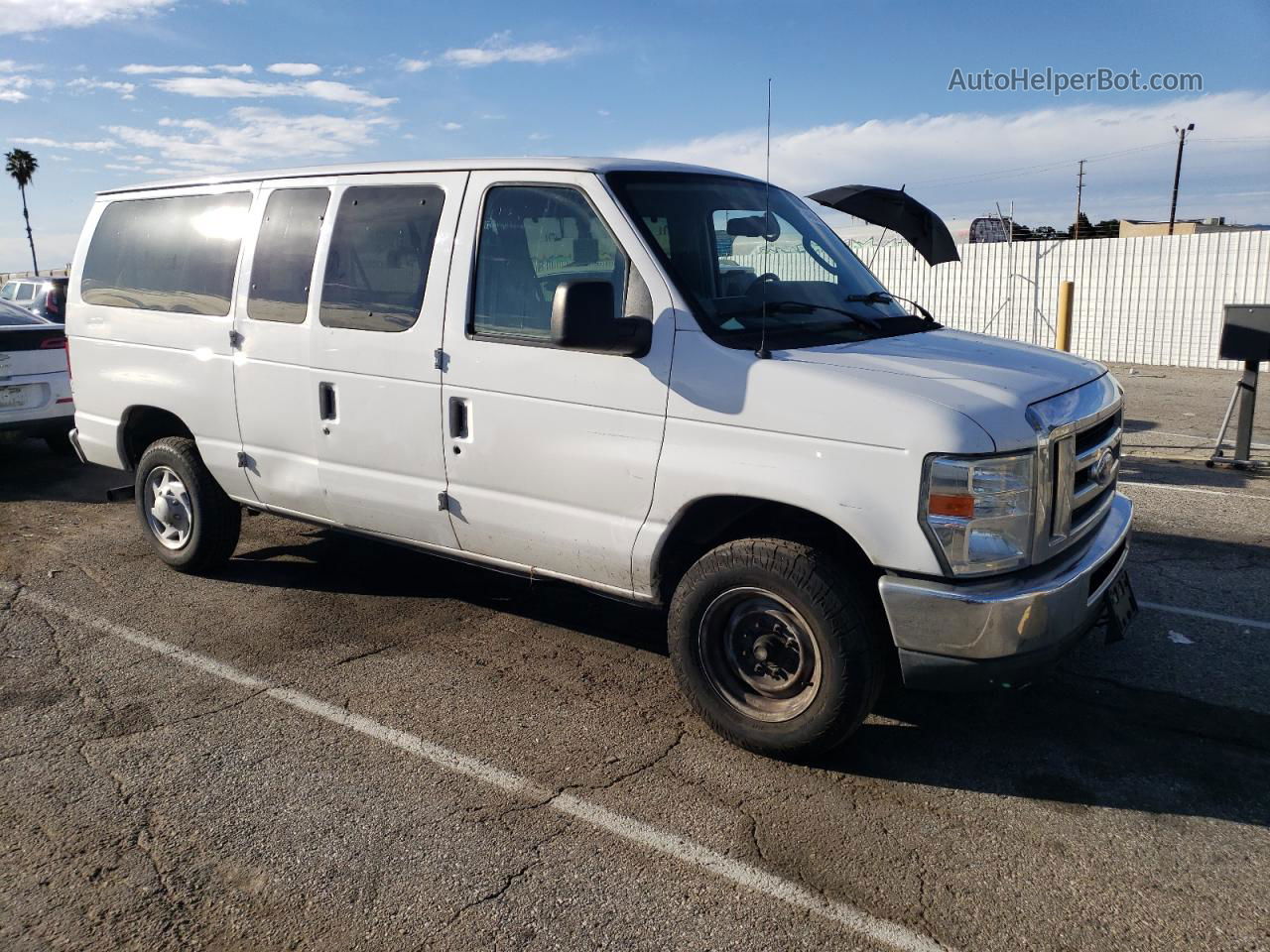 2012 Ford Econoline E350 Super Duty Wagon White vin: 1FBNE3BL1CDA76845