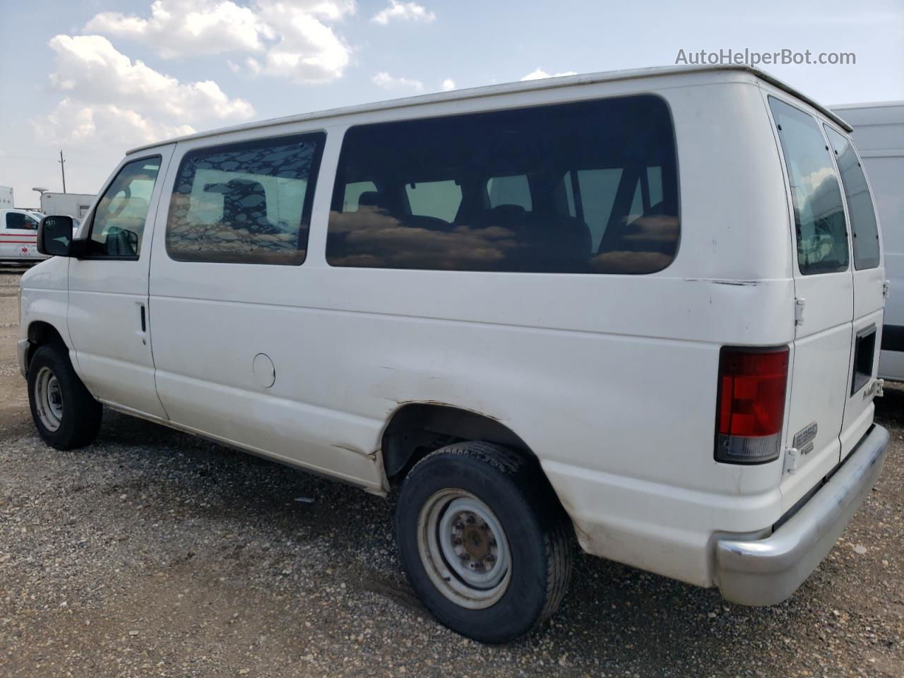 2010 Ford Econoline E350 Super Duty Wagon White vin: 1FBNE3BL2ADA46167