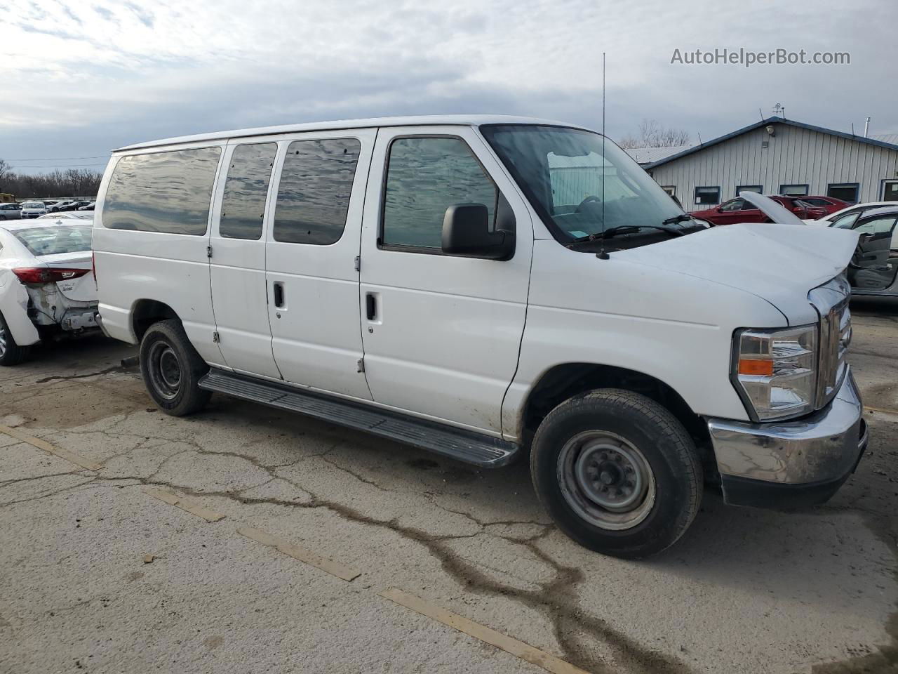 2012 Ford Econoline E350 Super Duty Wagon White vin: 1FBNE3BL2CDA99437