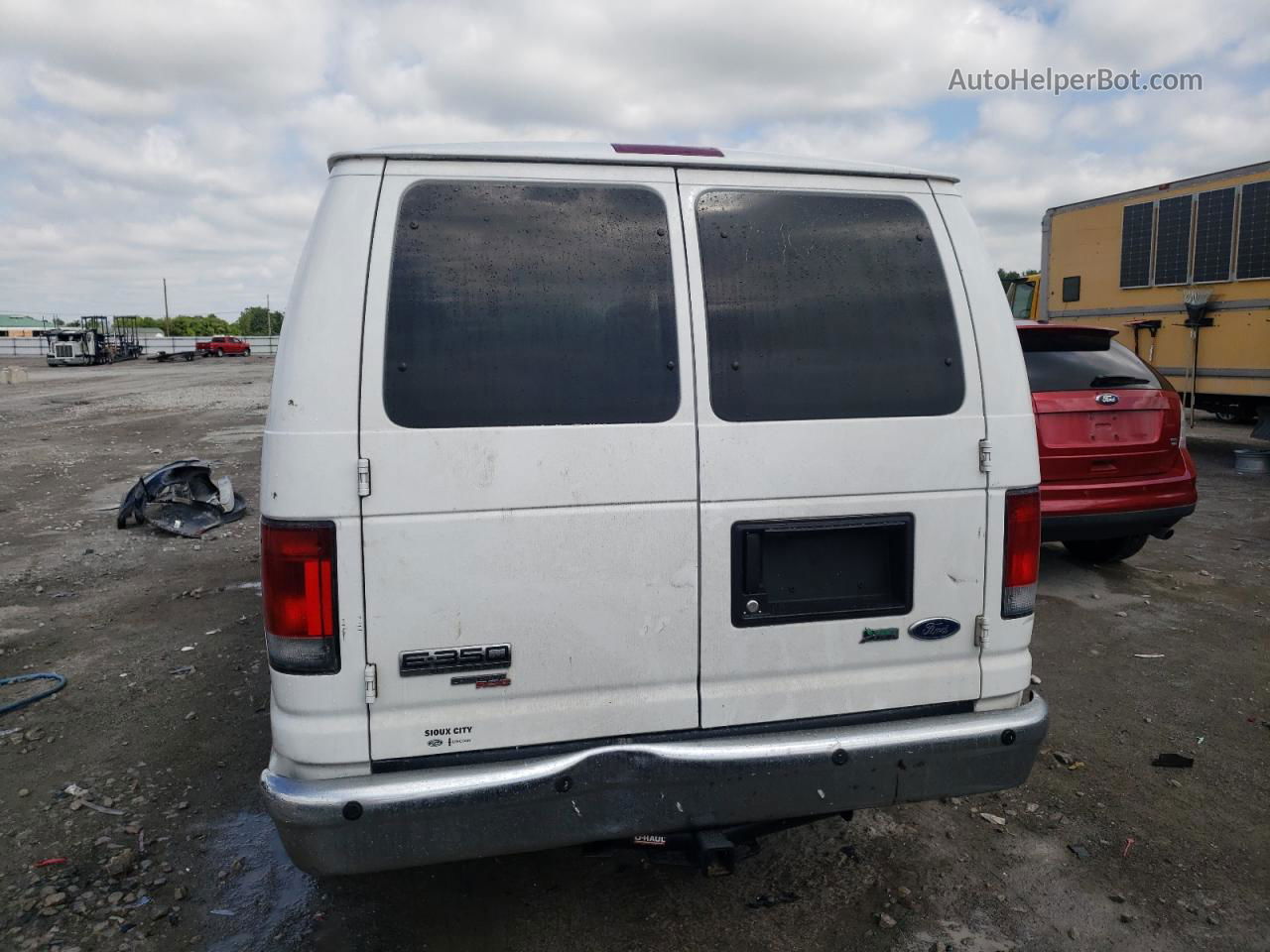 2013 Ford Econoline E350 Super Duty Wagon White vin: 1FBNE3BL2DDA84079