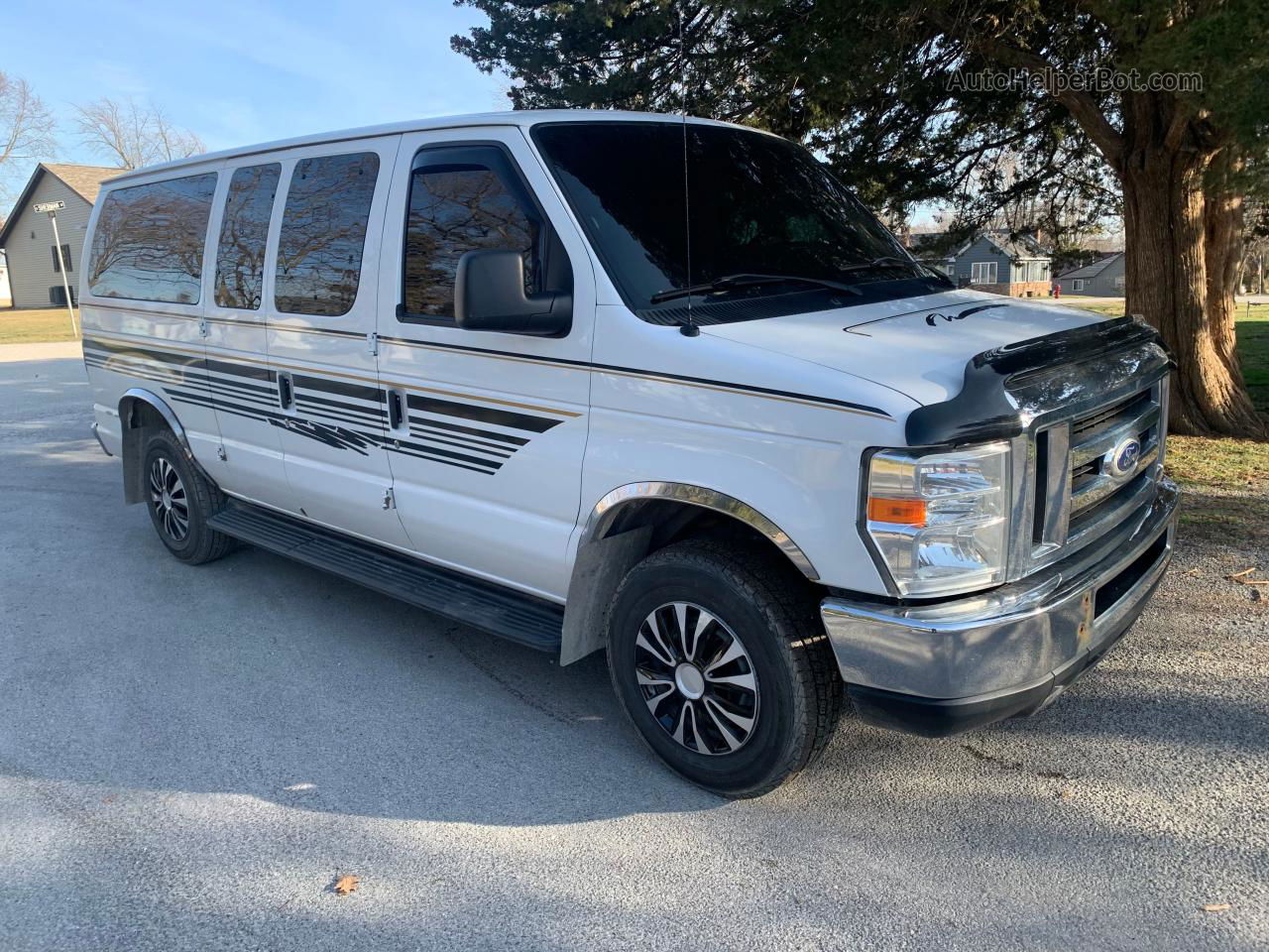 2012 Ford Econoline E350 Super Duty Wagon White vin: 1FBNE3BL3CDA77480