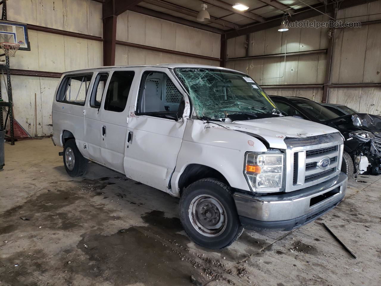 2010 Ford Econoline E350 Super Duty Wagon White vin: 1FBNE3BL5ADA68017