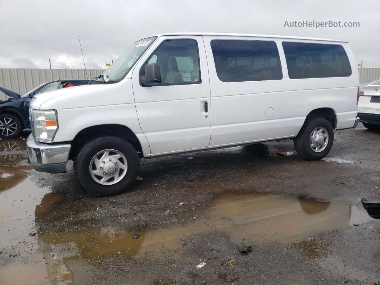 2012 Ford Econoline E350 Super Duty Wagon White vin: 1FBNE3BL6CDA45901