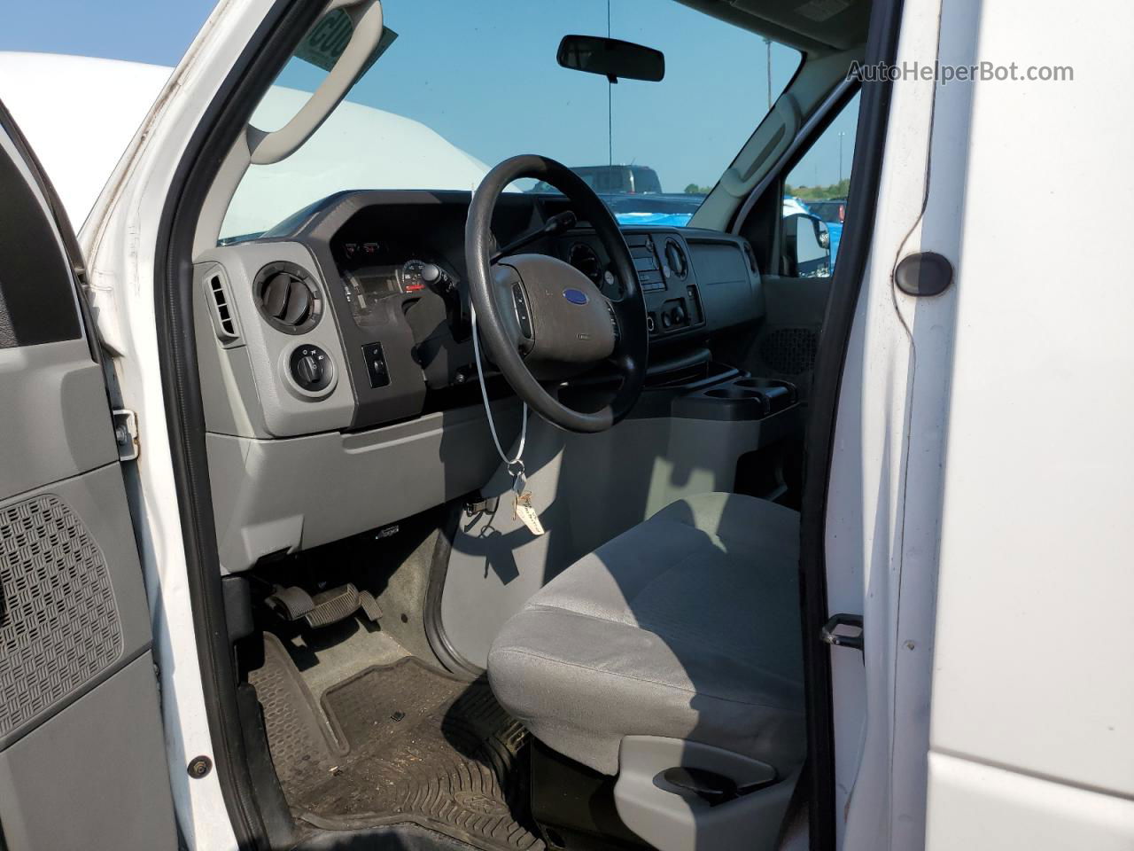 2012 Ford Econoline E350 Super Duty Wagon White vin: 1FBNE3BL7CDA01776