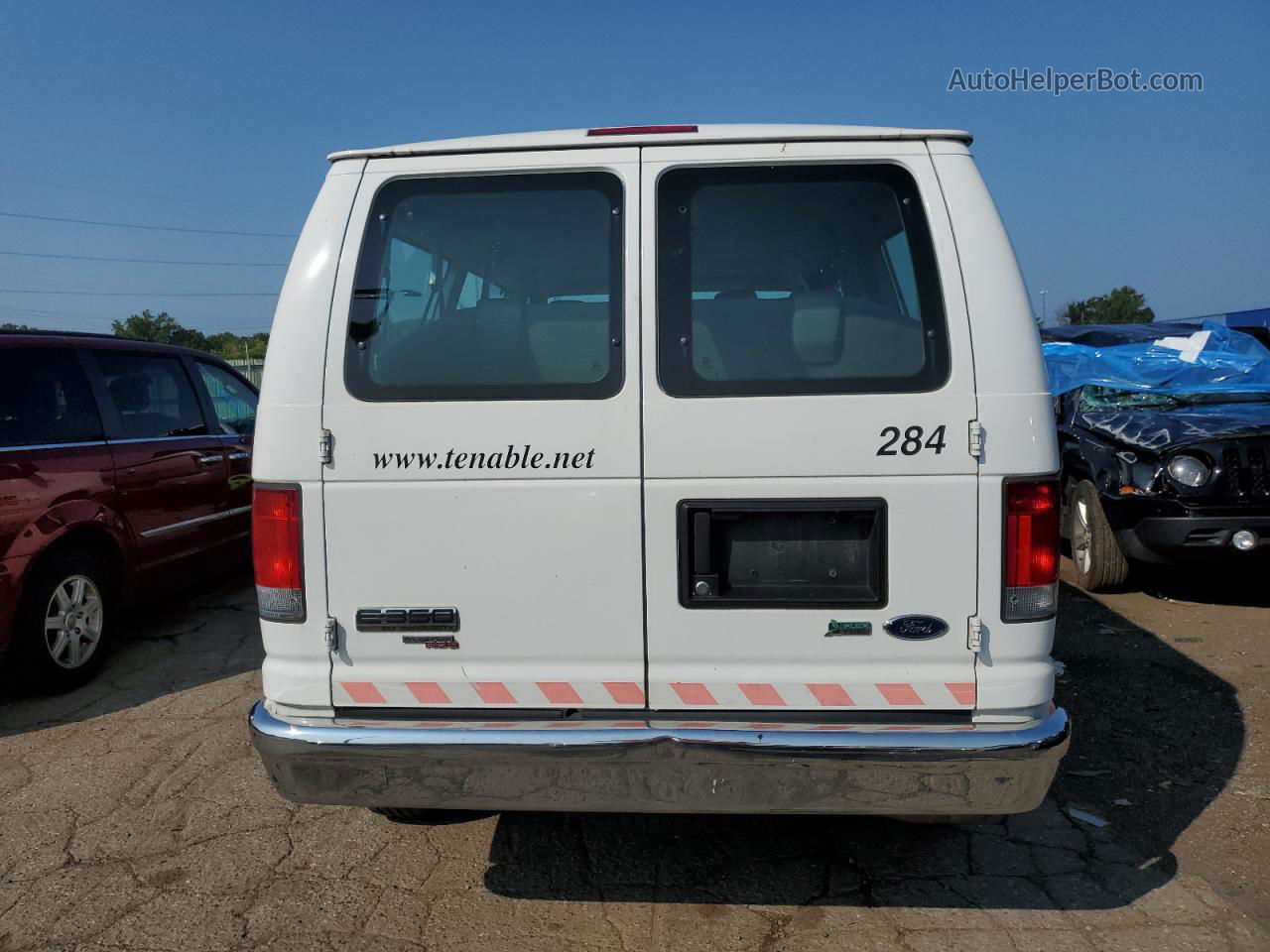 2012 Ford Econoline E350 Super Duty Wagon White vin: 1FBNE3BL7CDA01776