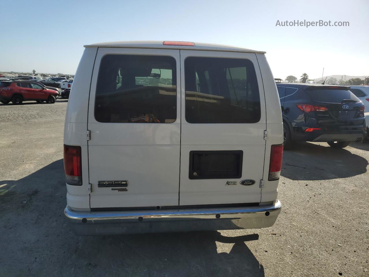 2013 Ford Econoline E350 Super Duty Wagon White vin: 1FBNE3BL8DDA84331