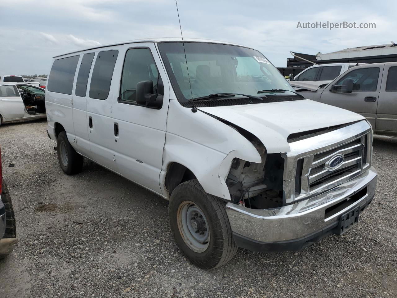 2013 Ford Econoline E350 Super Duty Wagon White vin: 1FBNE3BL9DDA43853