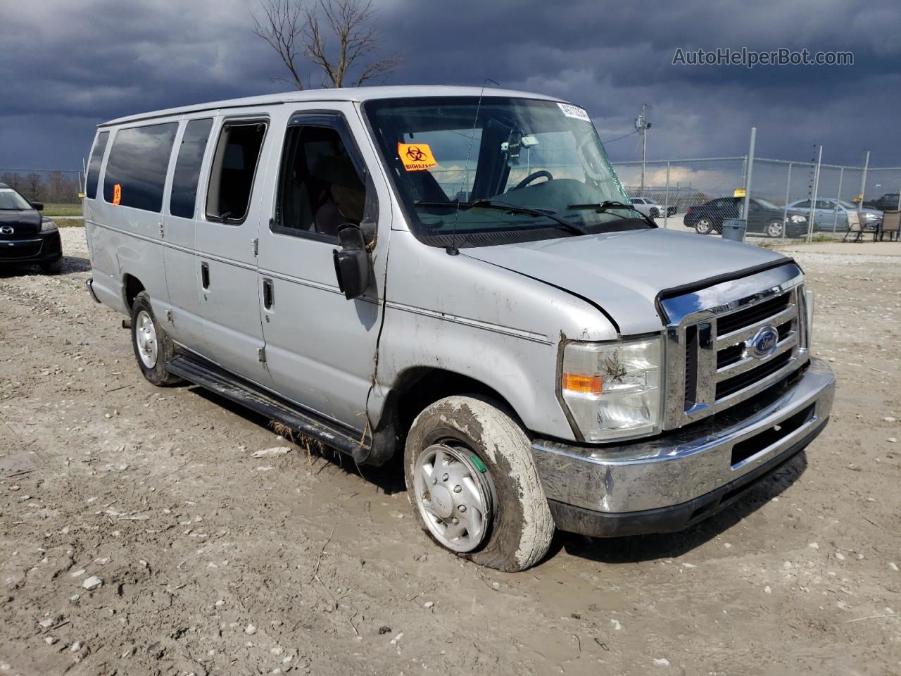 2008 Ford Econoline E350 Super Duty Wagon Серебряный vin: 1FBSS31L28DA41610