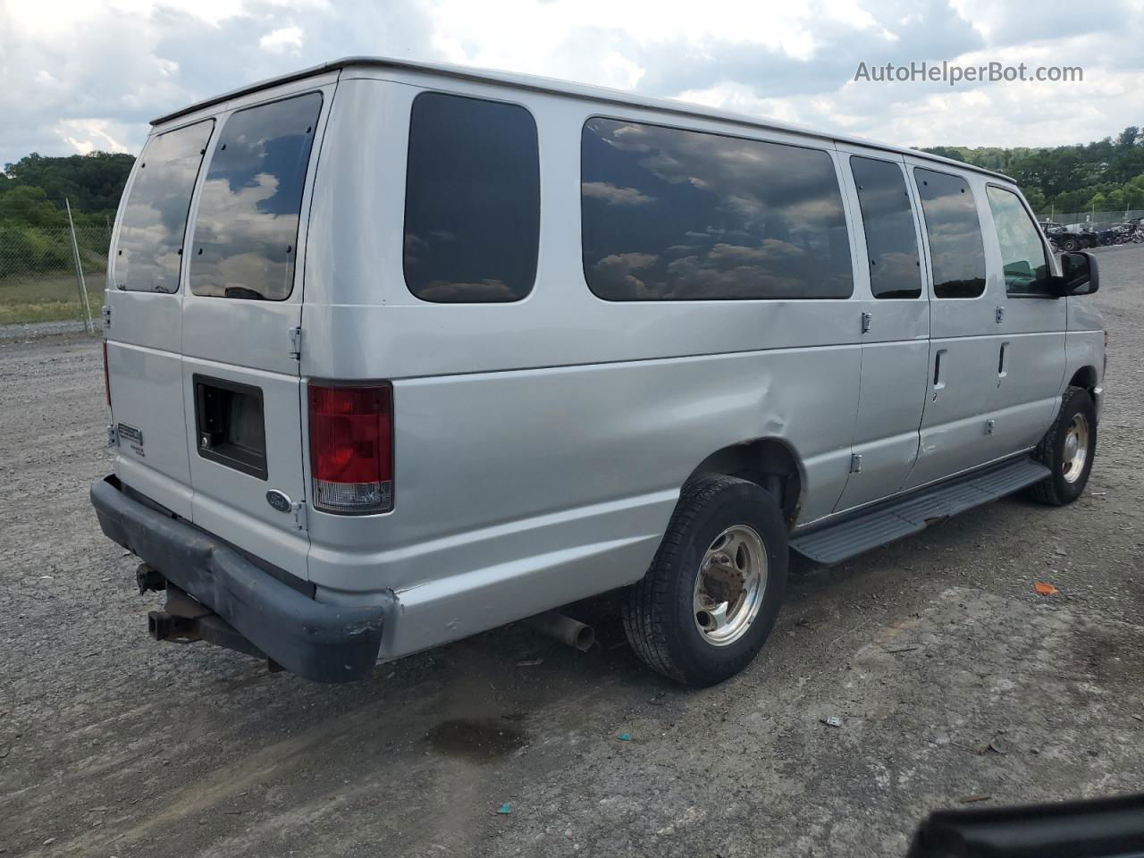 2008 Ford Econoline E350 Super Duty Wagon Silver vin: 1FBSS31L28DA45043