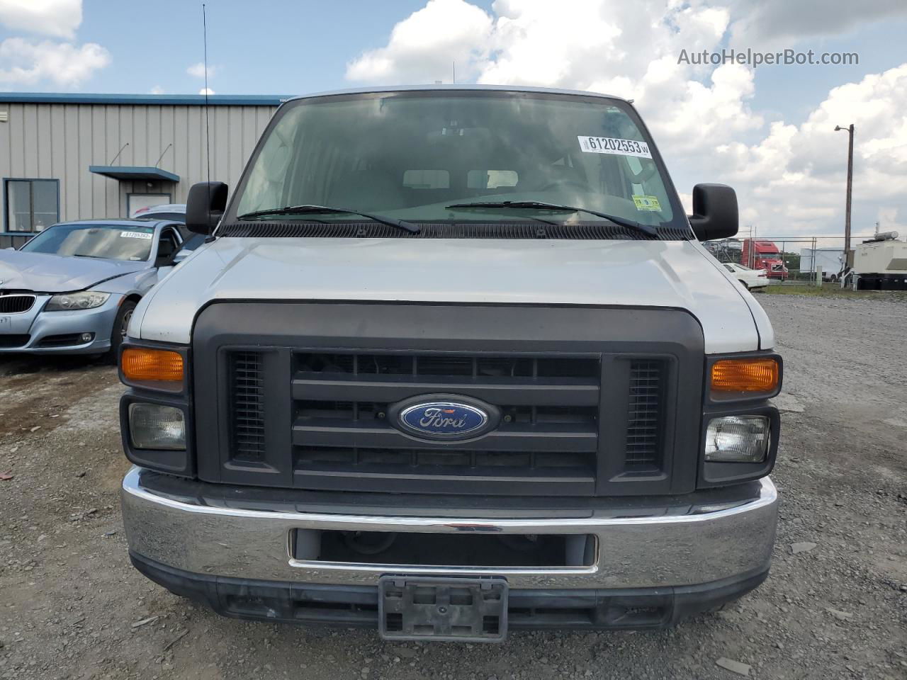 2008 Ford Econoline E350 Super Duty Wagon Silver vin: 1FBSS31L28DA45043