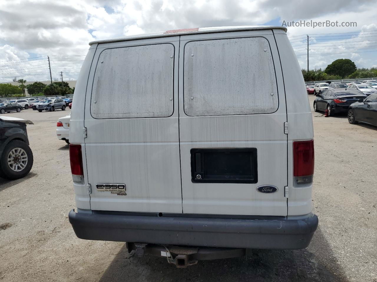 2007 Ford Econoline E350 Super Duty Wagon Белый vin: 1FBSS31L57DA67682