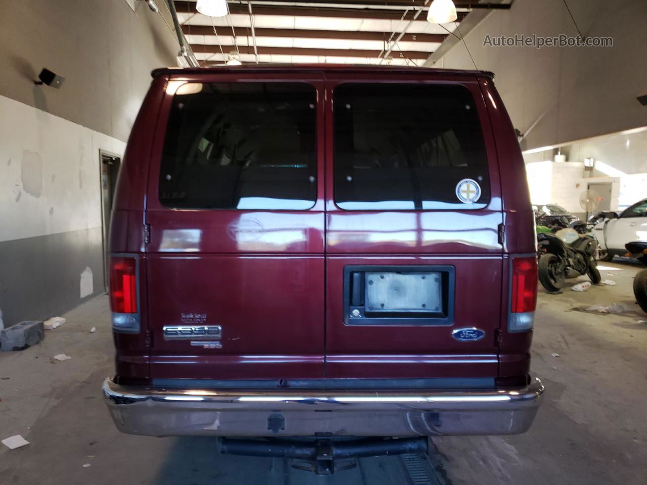 2007 Ford Econoline E350 Super Duty Wagon Burgundy vin: 1FBSS31L67DA48199