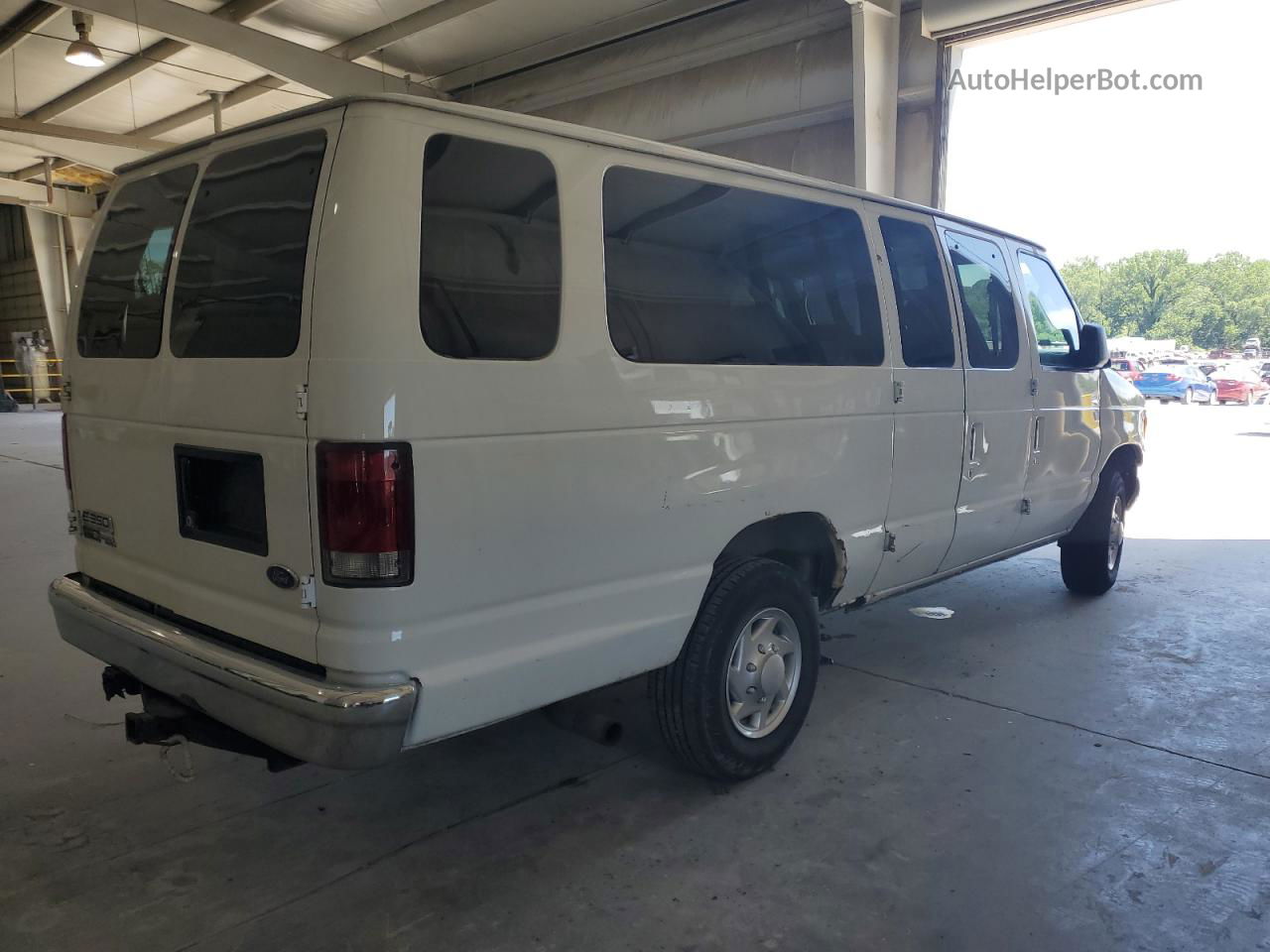 2007 Ford Econoline E350 Super Duty Wagon White vin: 1FBSS31LX7DB34812