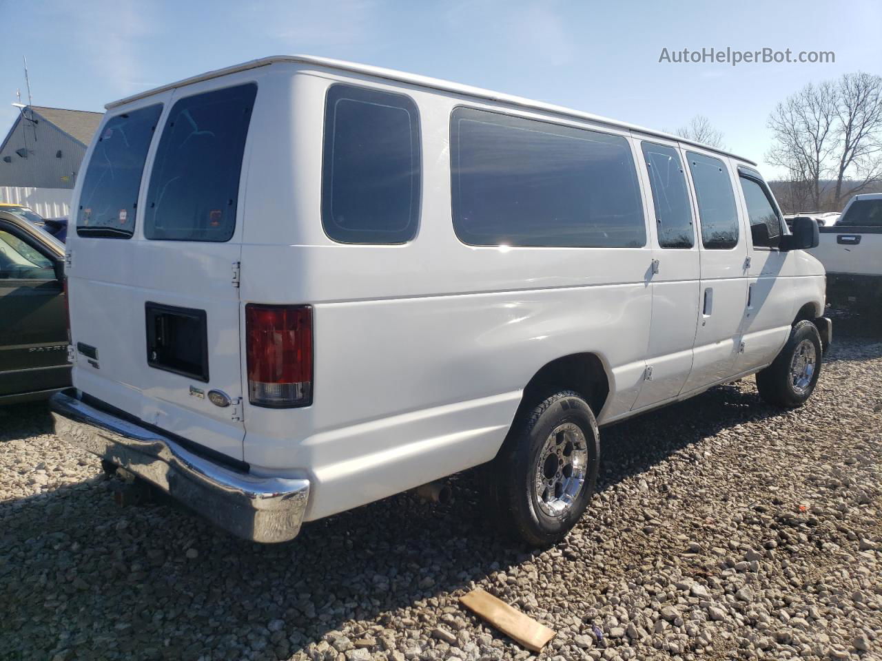 2010 Ford Econoline E350 Super Duty Wagon White vin: 1FBSS3BL2ADA01094