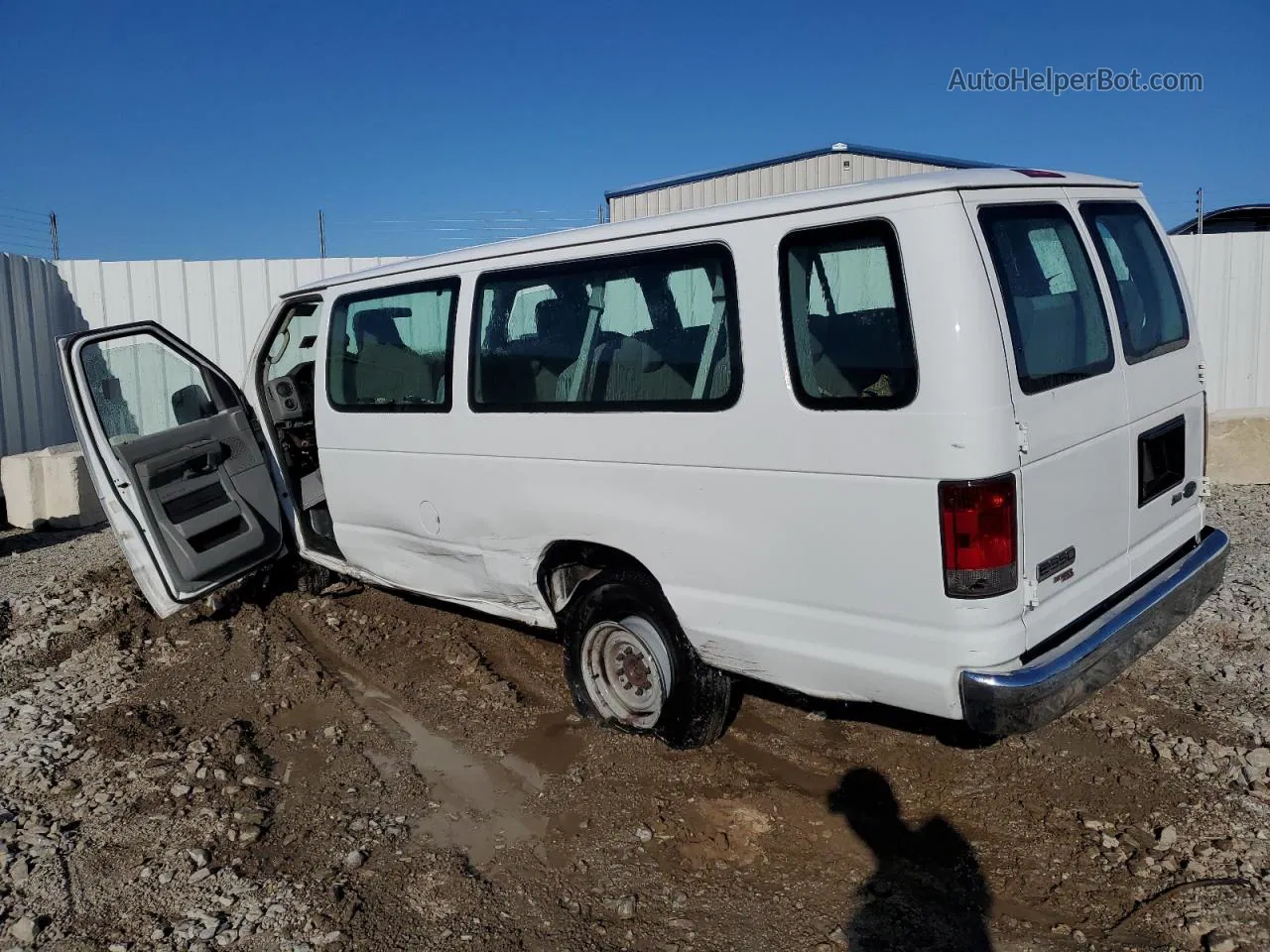 2013 Ford Econoline E350 Super Duty Wagon White vin: 1FBSS3BL4DDA18614