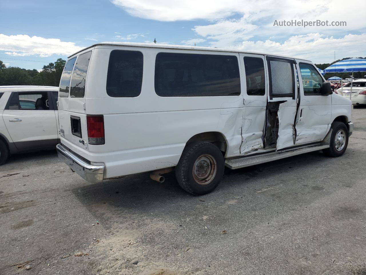 2010 Ford Econoline E350 Super Duty Wagon Белый vin: 1FBSS3BL5ADA56803