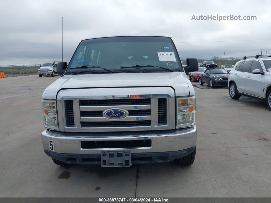 2013 Ford E-350 Super Duty   White vin: 1FBSS3BL5DDA04799