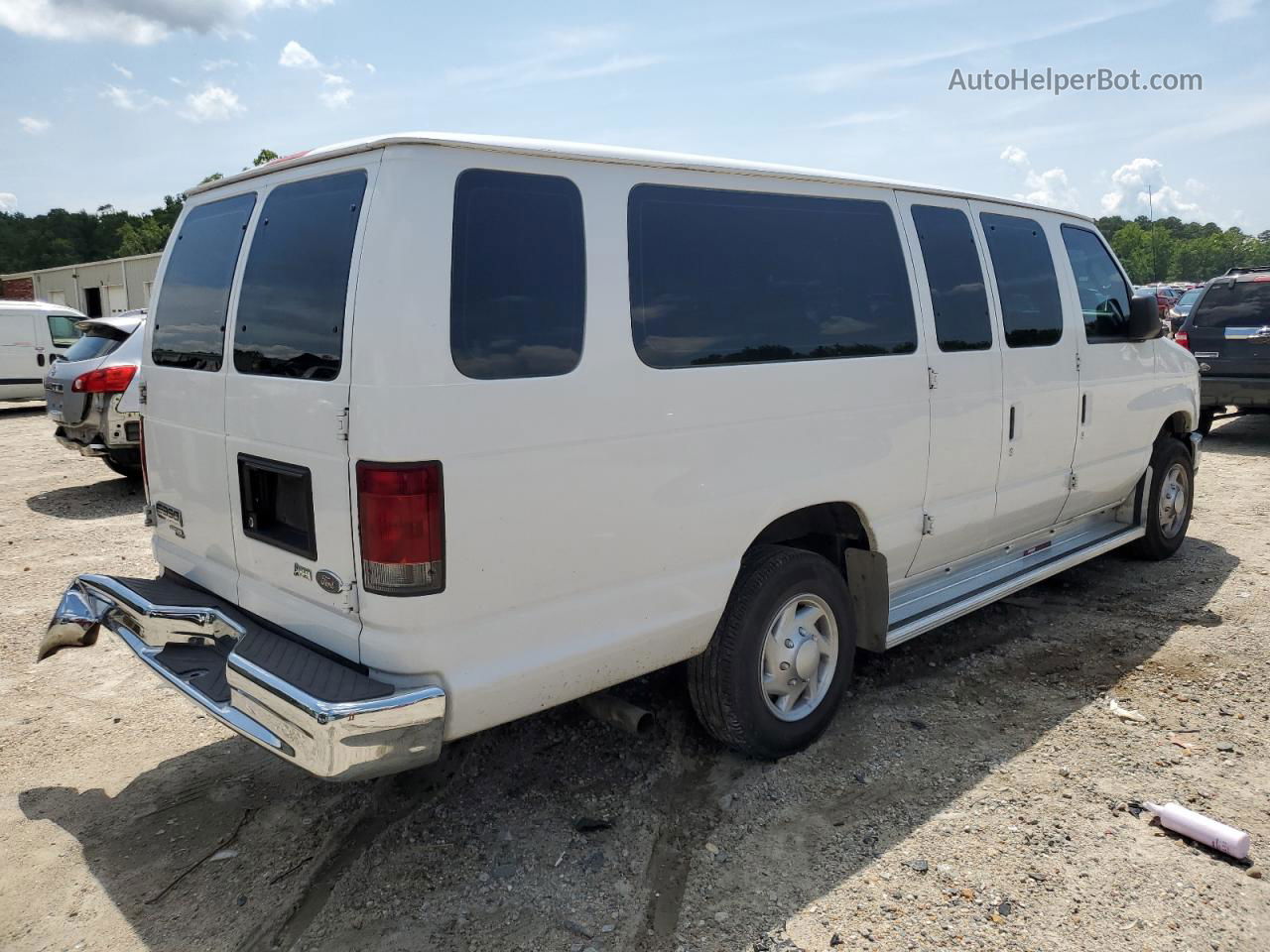 2013 Ford Econoline E350 Super Duty Wagon White vin: 1FBSS3BL5DDA64548