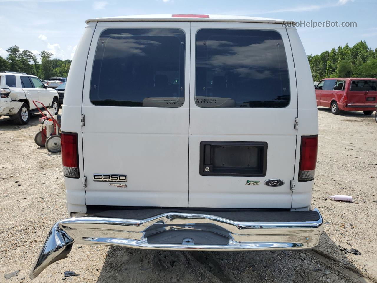 2013 Ford Econoline E350 Super Duty Wagon White vin: 1FBSS3BL5DDA64548